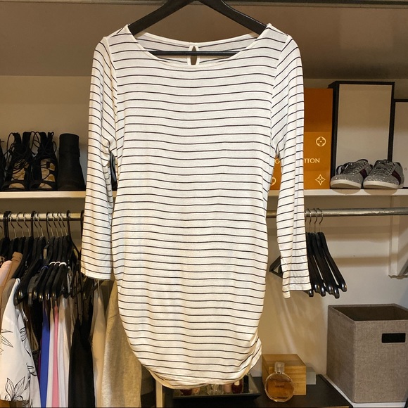 Striped Ruched Maternity Top - Picture 3 of 6